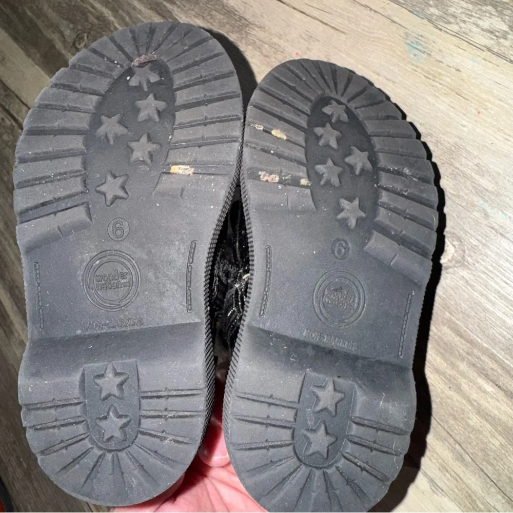 Wonder Nation Glittery Black Kids Boots